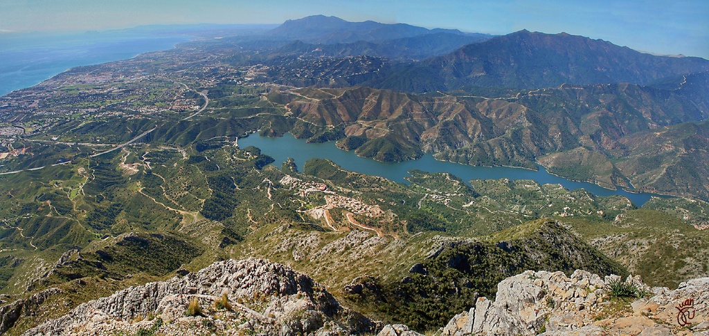 Hiking in La Concha Mountain